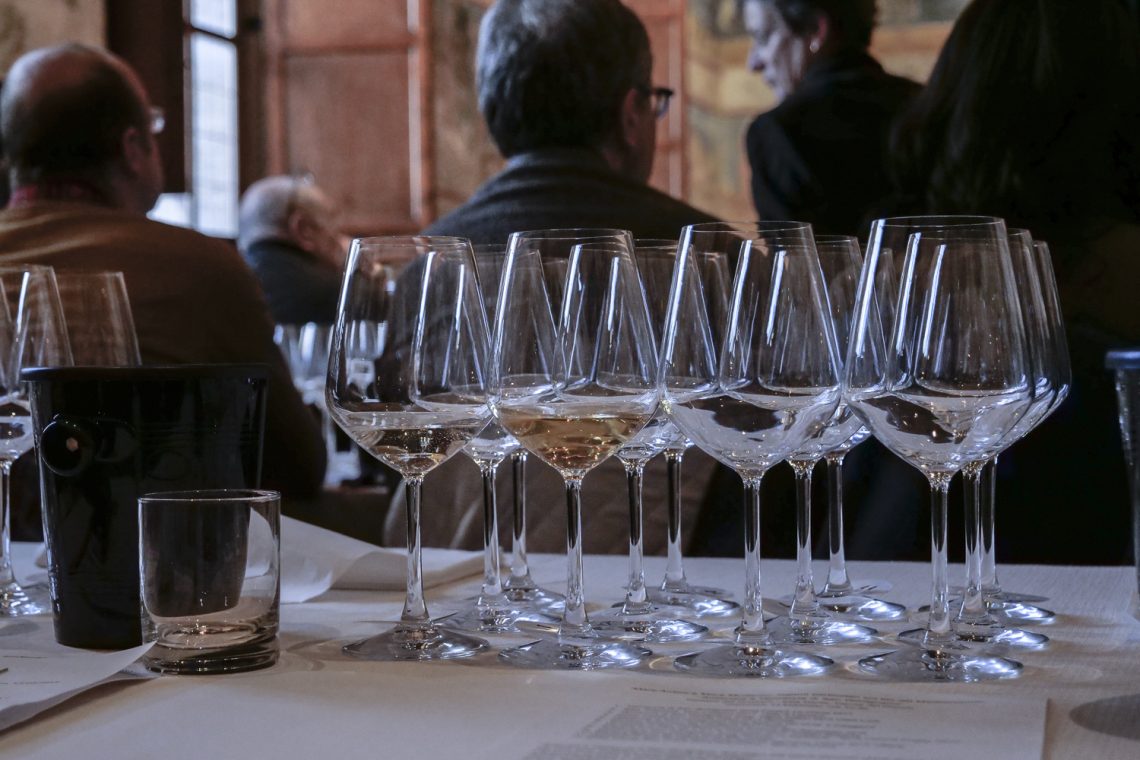 “Vernaccia di San Gimignano: A great Tuscan classic meets the new classics of the world – in search of terroir wines”