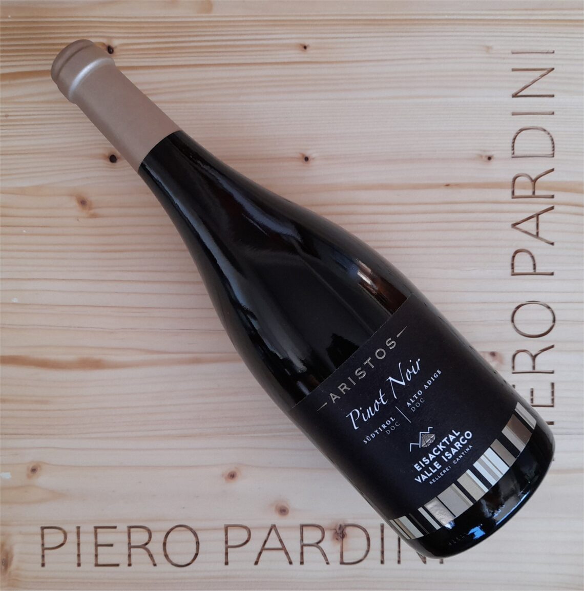 Aristos Pinot Noir 2022 - Cantina Valle Isarco